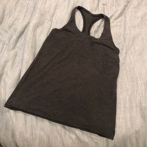 Lululemon tank!
